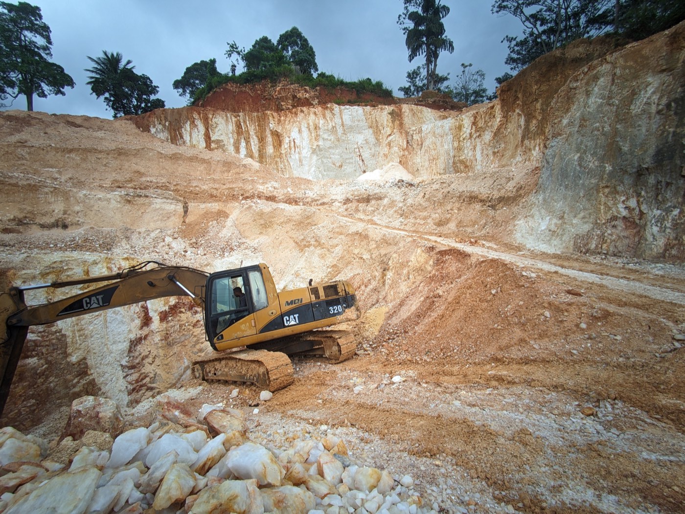 Mining extraction at the family quartz site